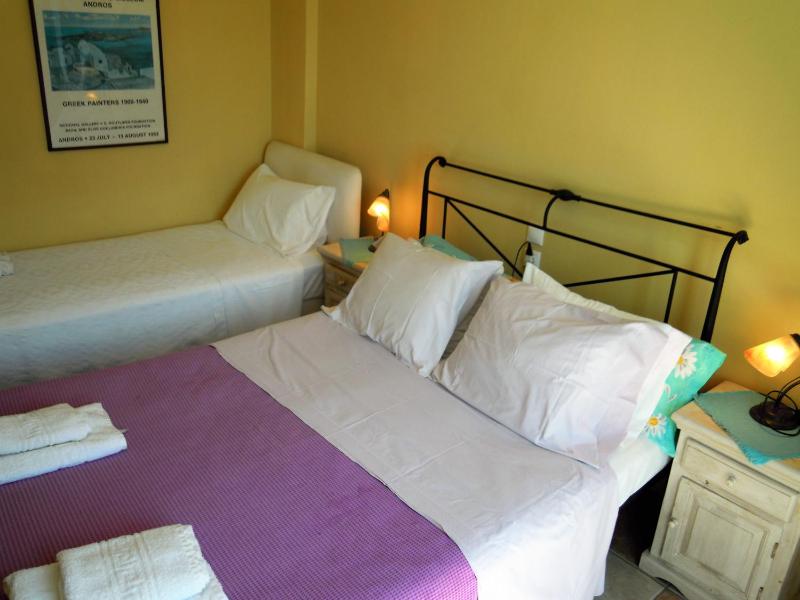 Triple Room with Sea View image 1