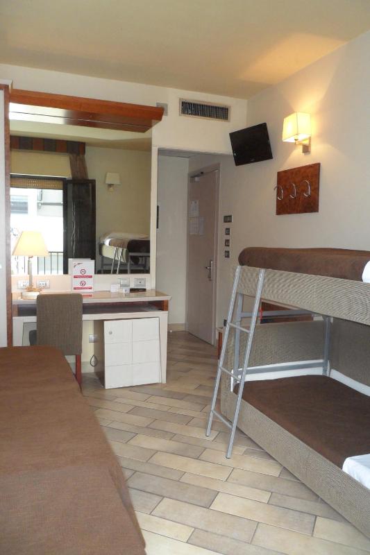 Hotel Eden - image 20