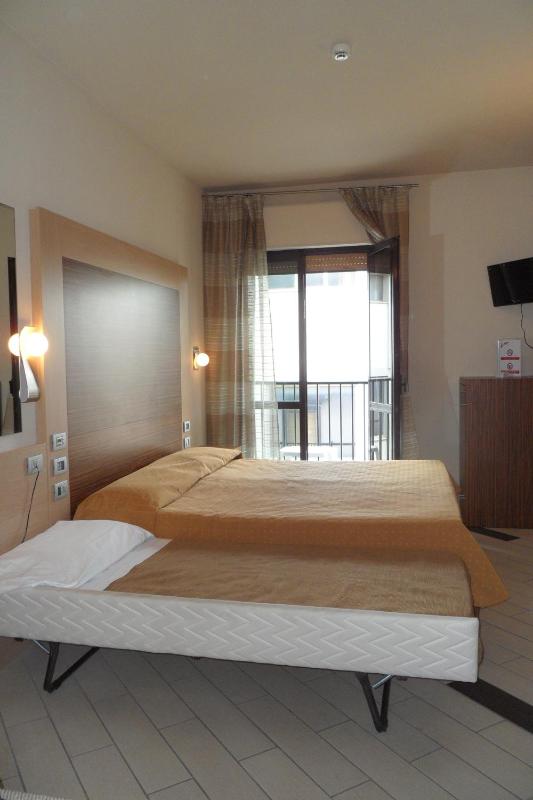 Hotel Eden - image 25