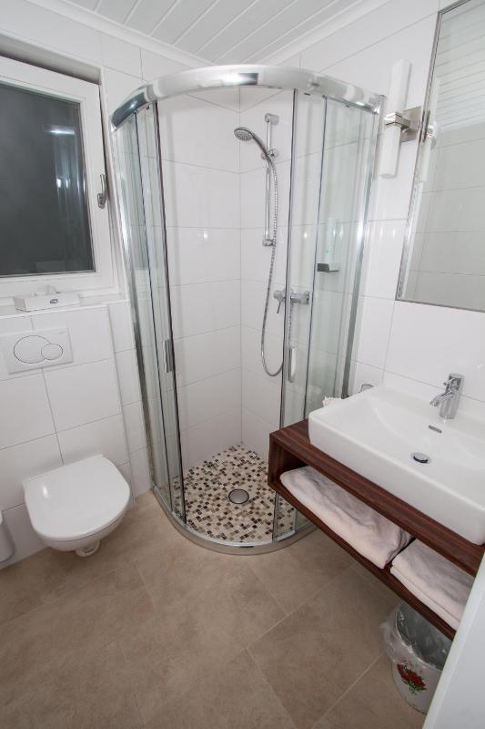 Triple Room image 4