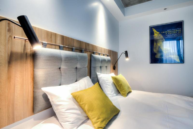 Deluxe Family Suite image 3