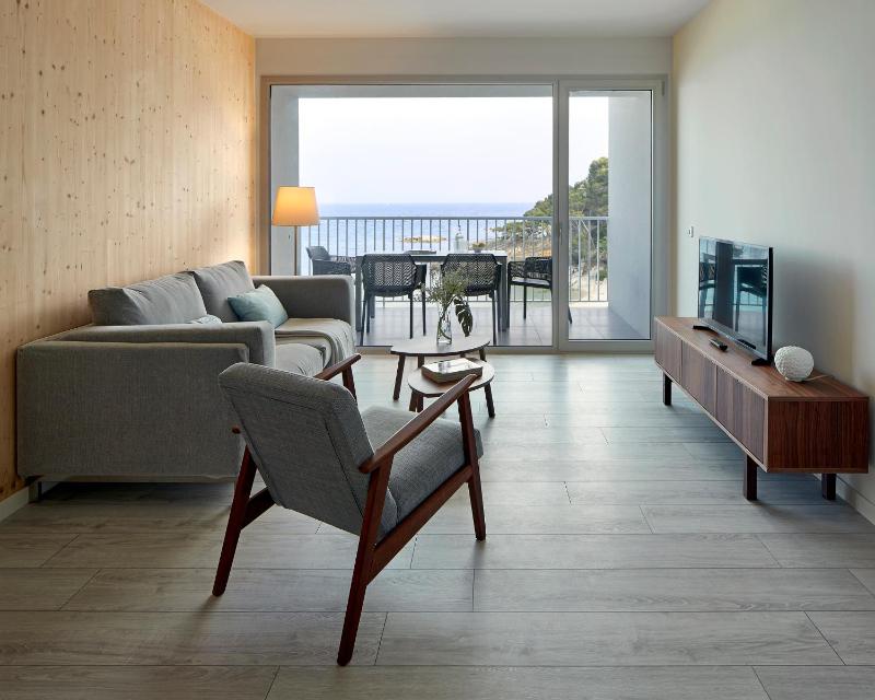 Two-Bedroom Apartment image 4