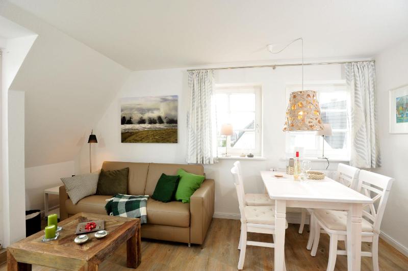 Apartment image 3