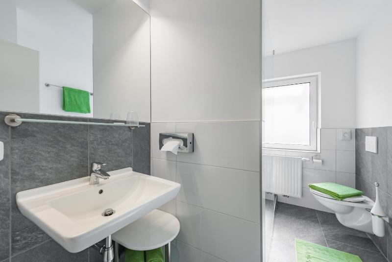Standard Double Room image 2