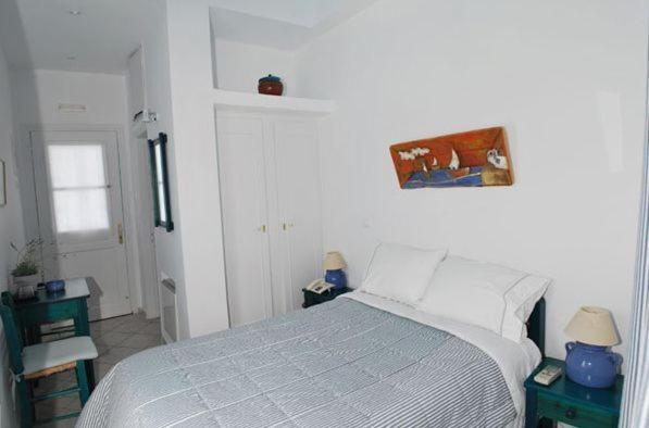 Single Room Mountain View image 1
