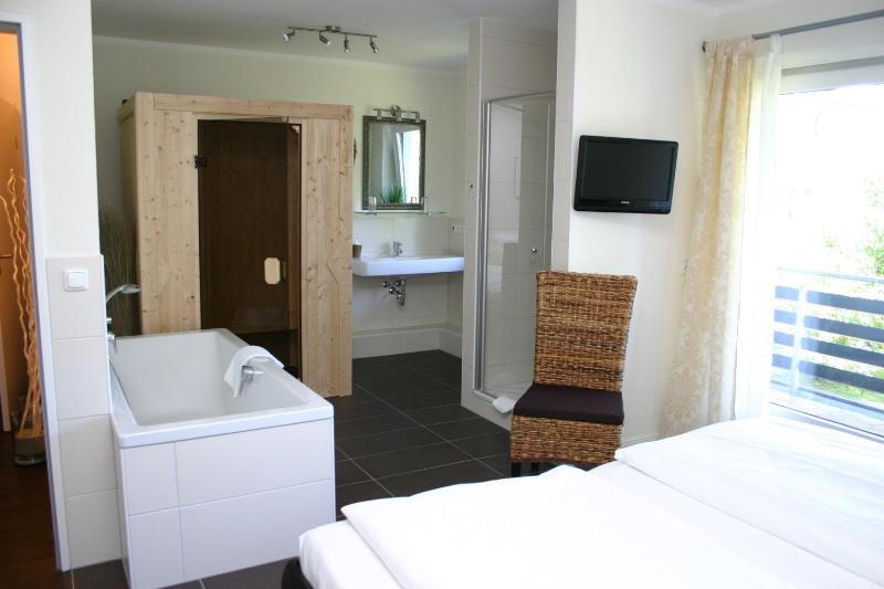 Large Wellness Suite image 4