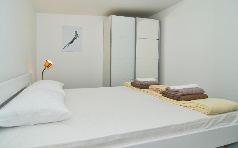 Apartment image 4