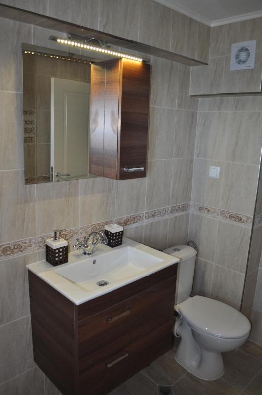 Superior Two-Bedroom Apartment with Sea View image 3