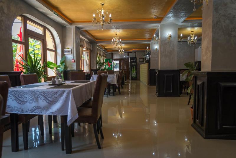 Hotel Foisor - image 9