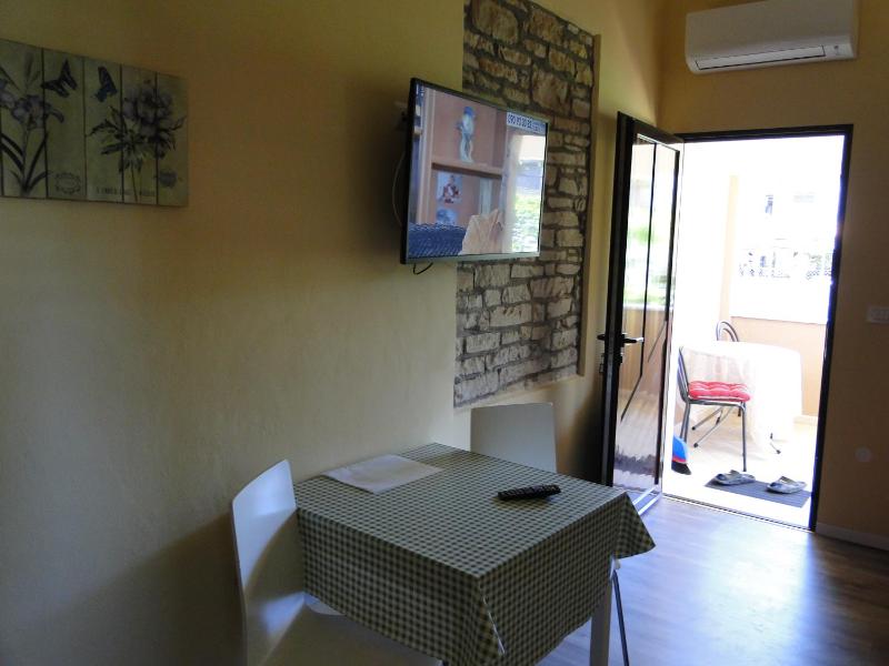 Apartment image 2