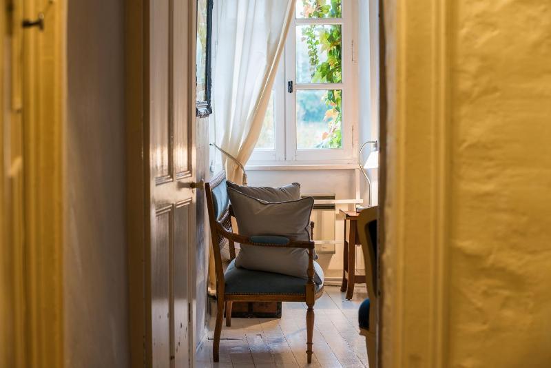 One-Bedroom House image 2