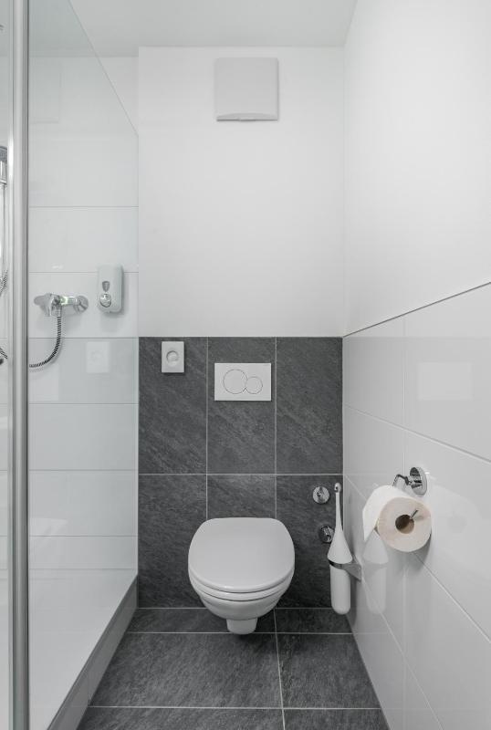Economy Double Room image 2