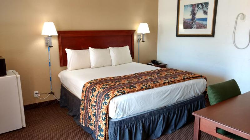 King Room image 2