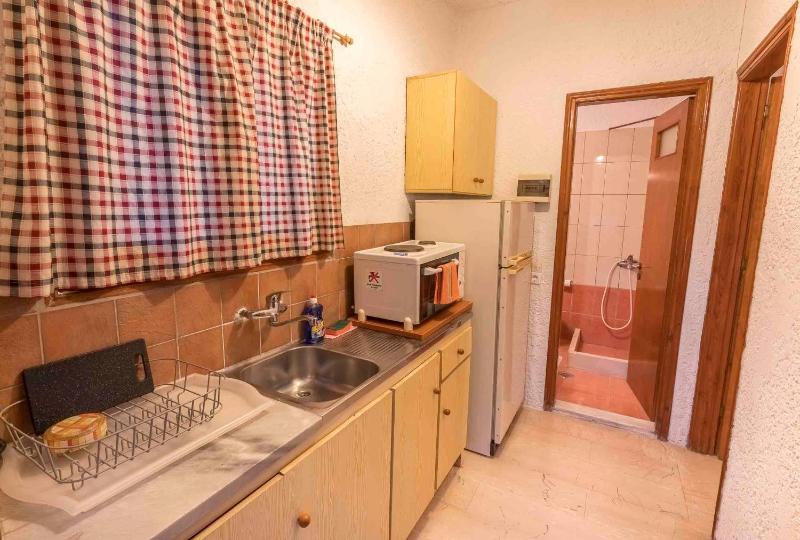 Double Room image 2
