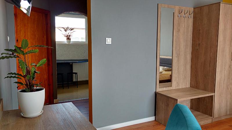 Apartment image 2