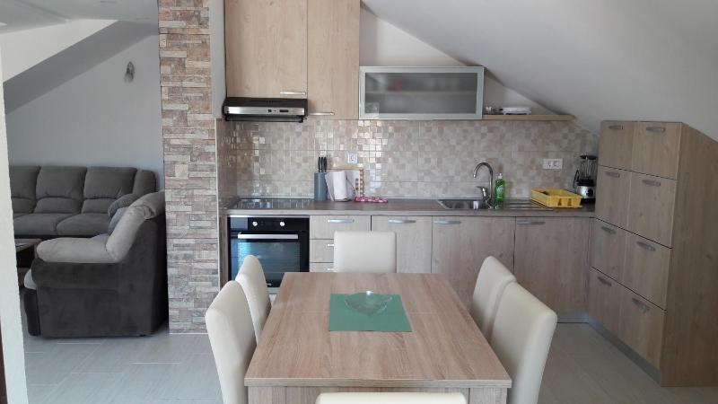Apartment Valentina - image 12