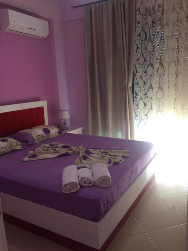 Apartment with Sea View image 1