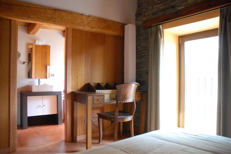 Double Room with Mountain View image 2