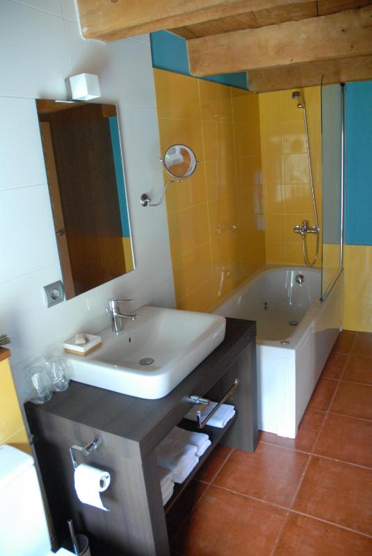 Double Room with Mountain View image 3