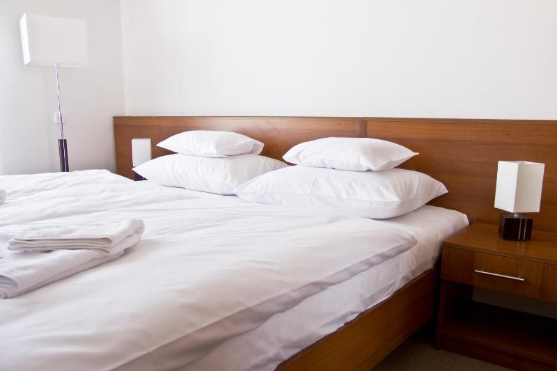 Double or Twin Room image 3