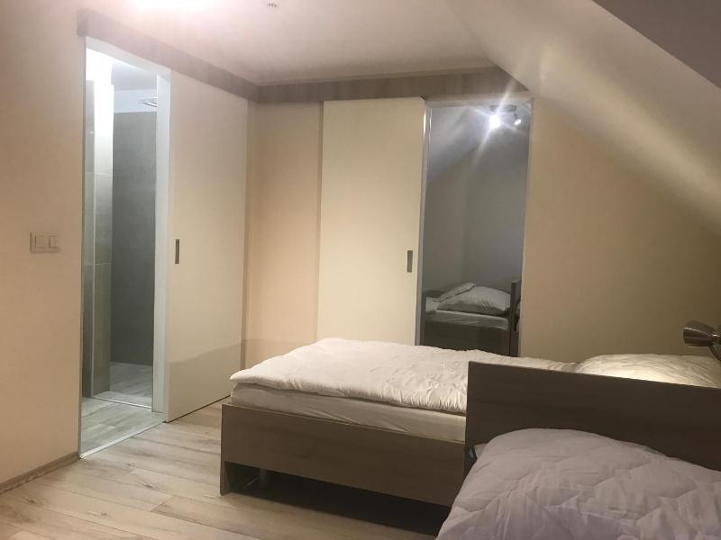 Quadruple Room with Bathroom image 2