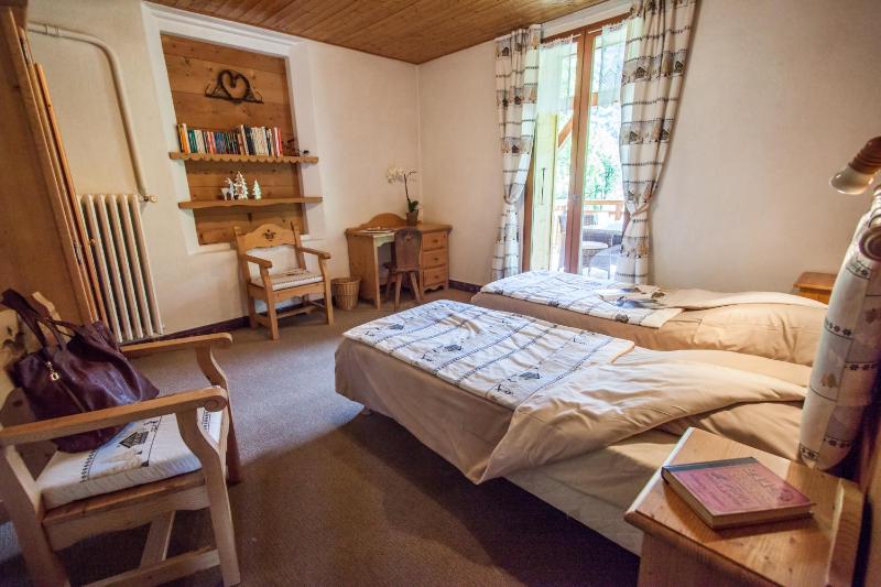 Three-Bedroom Apartment - Annexe image 4