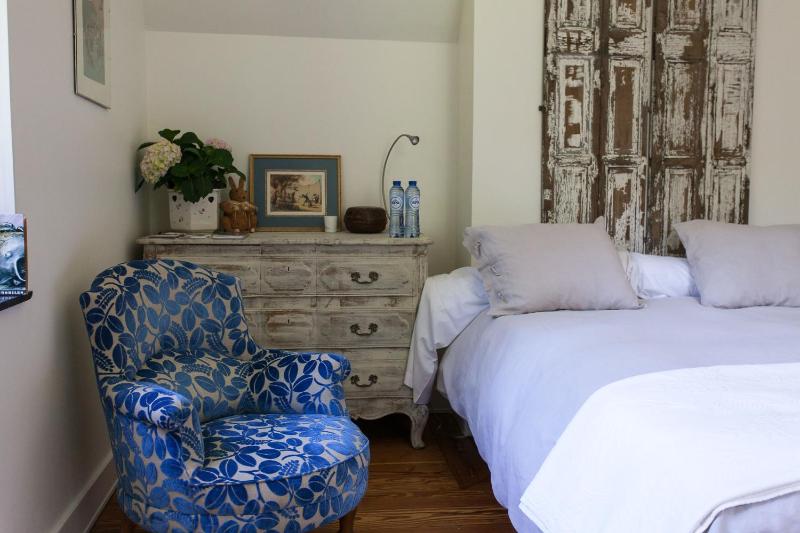 Deluxe Double Room image 2