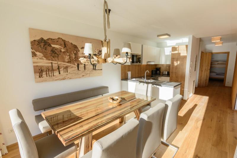 Apartment with Garden View - Top 2 image 3