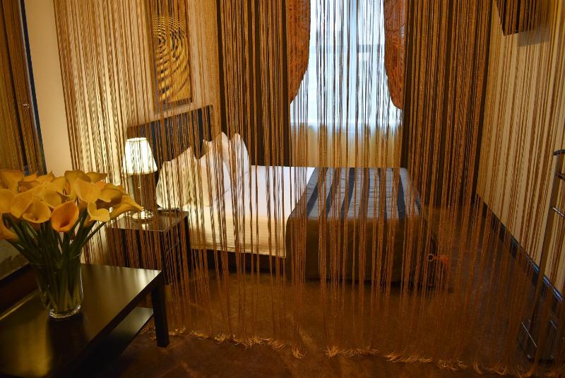 Double Room image 2