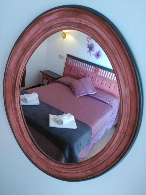 Single Room with Balcony image 4
