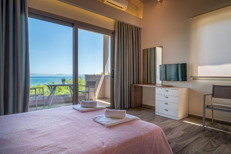Apartment with Sea View image 2