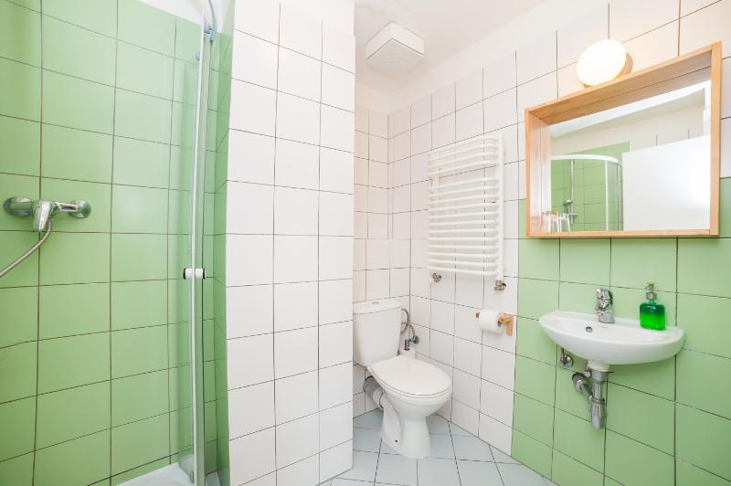 Single Bed in Dormitory Room (6 Adults) with Private Bathroom image 2