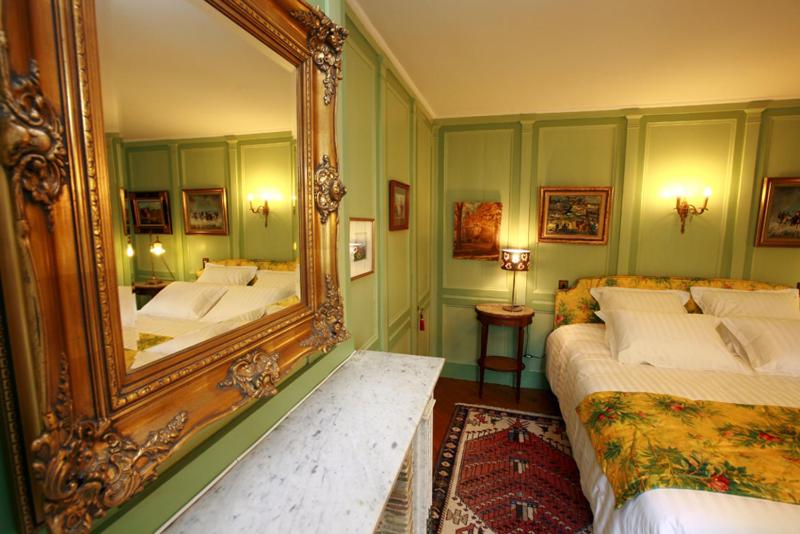 King Room image 2