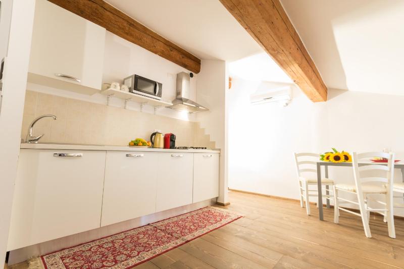 One-Bedroom Apartment Attic image 2