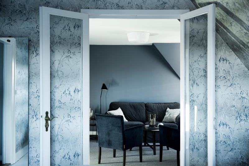 Deluxe Suite image 3