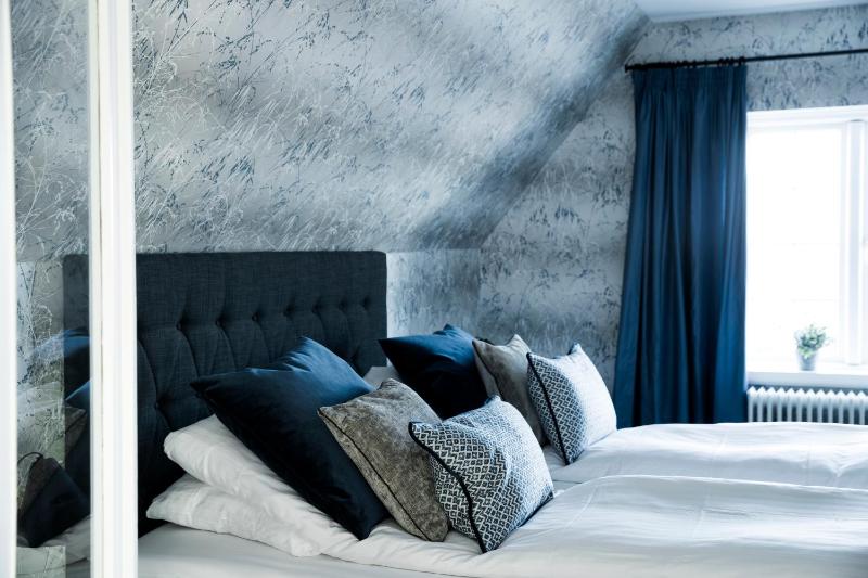 Deluxe Suite image 4
