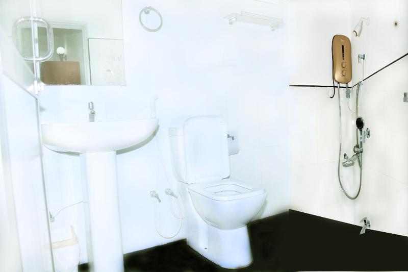 Bon Voyaage Tourist Inn - image 32