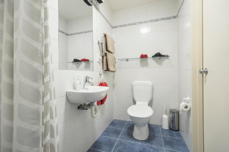 Double Room with Ensuite image 1