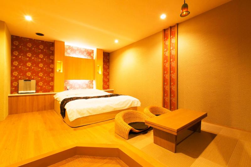 Hotel Atlantis Higashi Osaka (Adult Only) - image 2