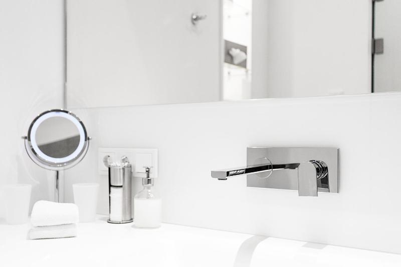Superior Double Room with Spa Bath image 2