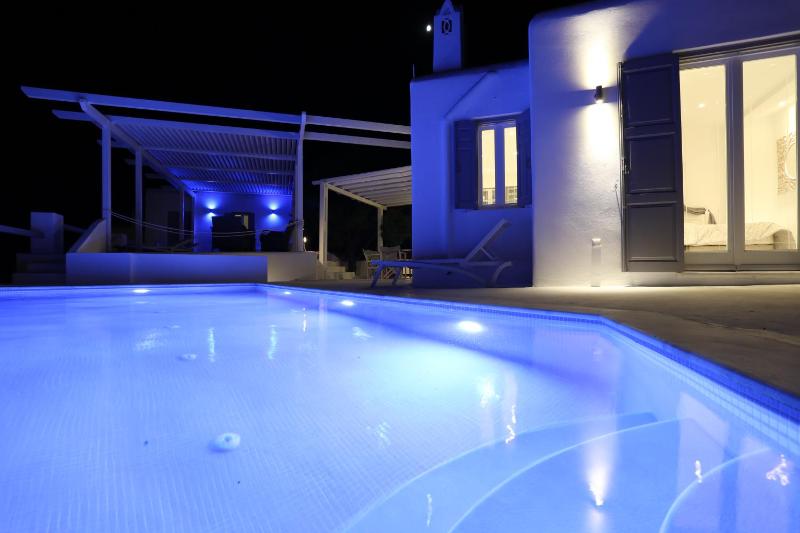 Panoramic House Psarou with Private Pool image 3