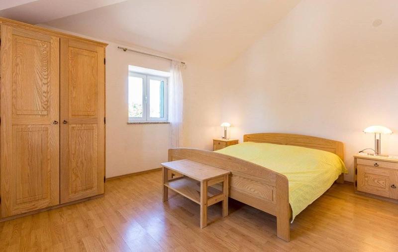 Apartment with Balcony image 2
