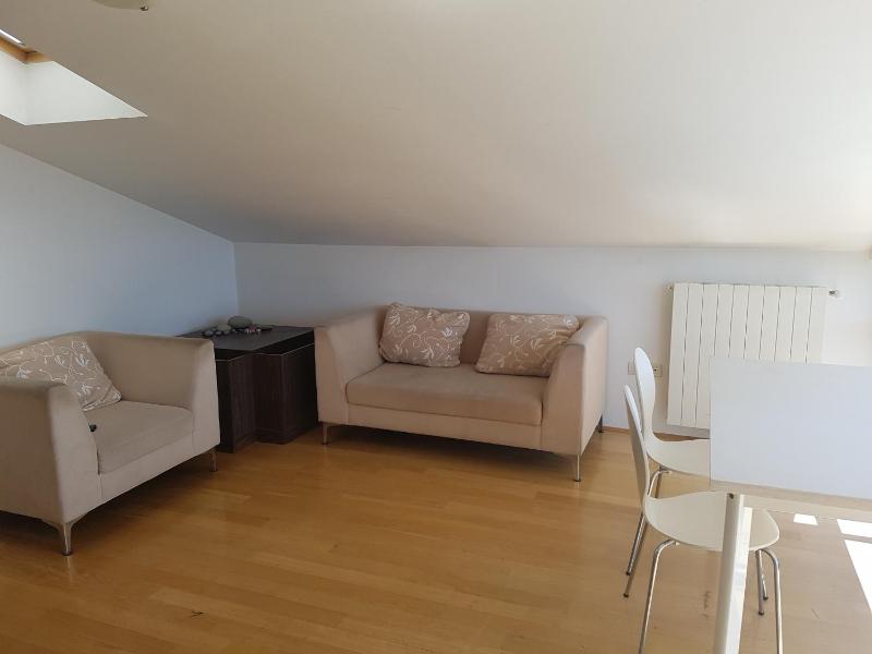 Peachy House - image 21