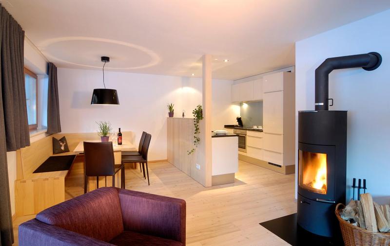 Two-Bedroom Chalet with Garden image 1