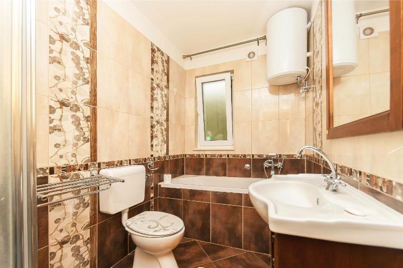 Three-Bedroom Apartment Standard image 3