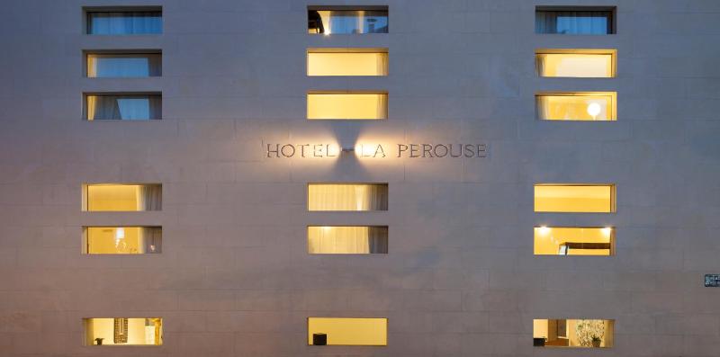 Hôtel La Pérouse - image 27