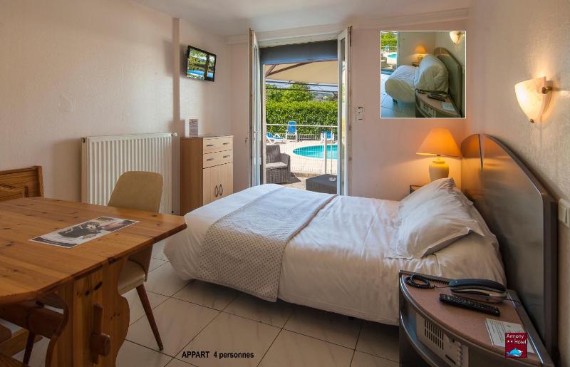 Comfort Quadruple Room image 1