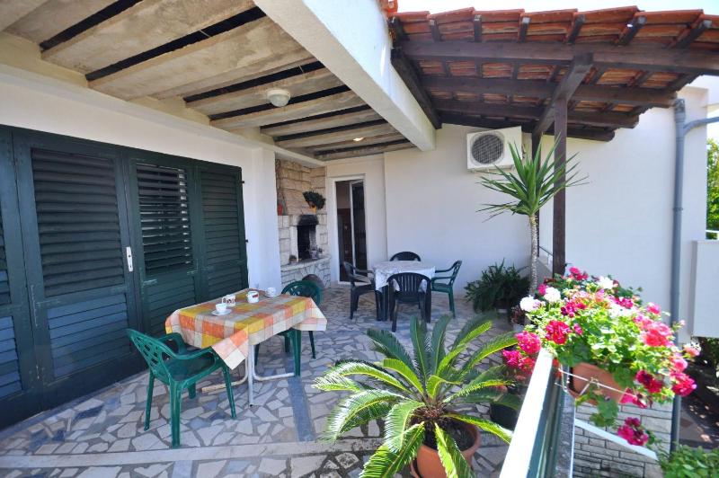 Two-Bedroom Apartment with Balcony image 3