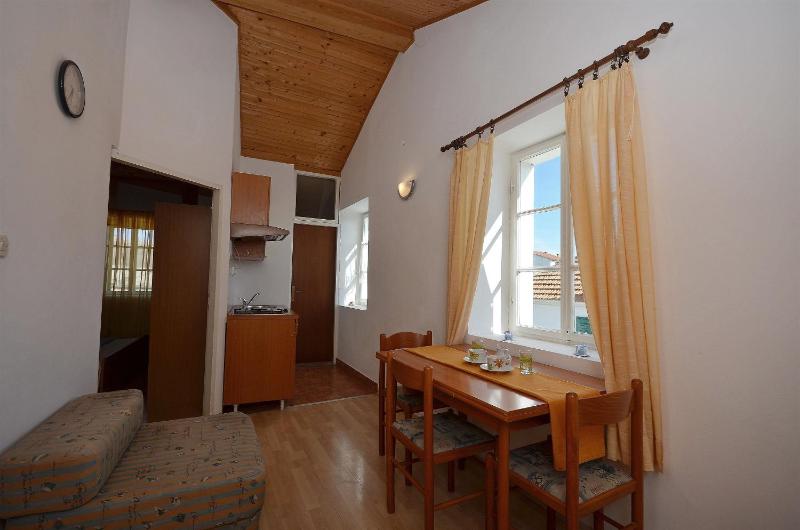 Apartments Nada - image 8