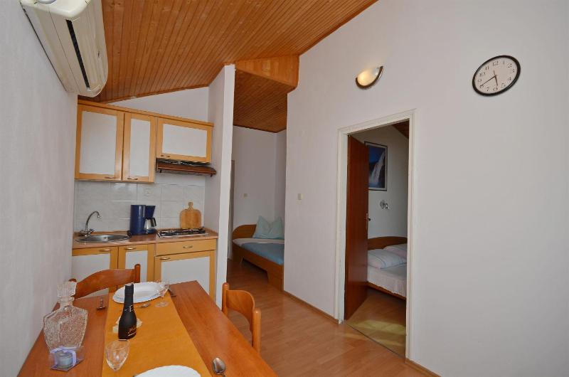 Apartments Nada - image 13